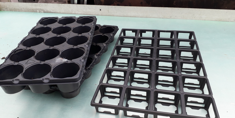 Trays for 9cm pots large quantity availableFor more information please call Mike Luxton on 07977 778830